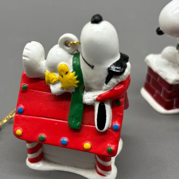 Vintage Peanuts Christmas Ornaments Snoopy Linus Woodstock 1990s Lot of 4 - Picture 6 of 10